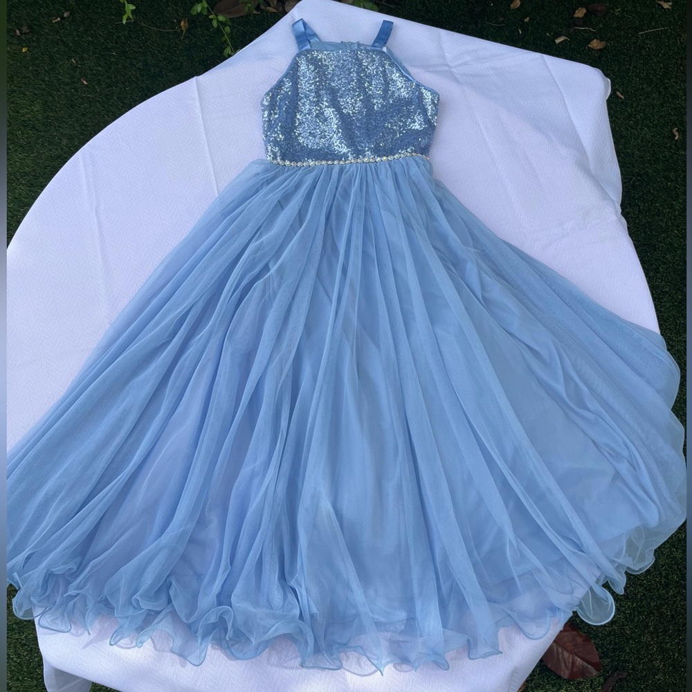 NWOT Light Blue Sequin/Chiffon Dress Girls Size 10